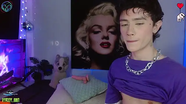 maxiy 001 online show from 04-29-26, 12:59