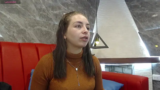 Snapshot of _isaabellaa chatting on 02-04-25, 11:27  isaabellaa online show from 02-04-25, 11:27