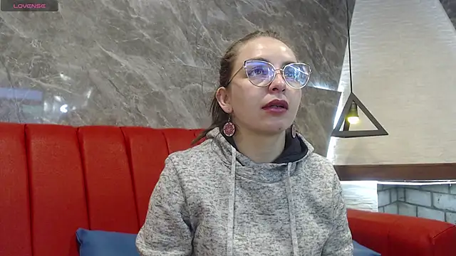 Snapshot of _isaabellaa chatting on 03-19-25, 11:28  isaabellaa online show from 03-19-25, 11:28