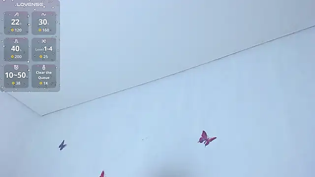 Snapshot of helen_kinett chatting on 02-25-26, 11:36 helen kinett online show from 02-25-26, 11:36