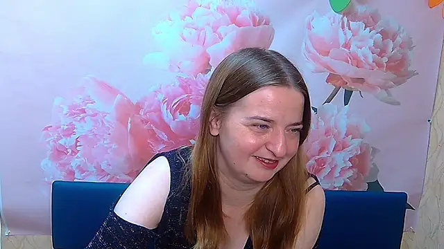 FreyaDak online show from 09-10-25, 05:13