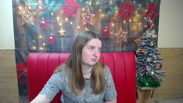 Snapshot of FreyaDak chatting on 12-18-25, 06:25 FreyaDak online show from 12-18-25, 06:25