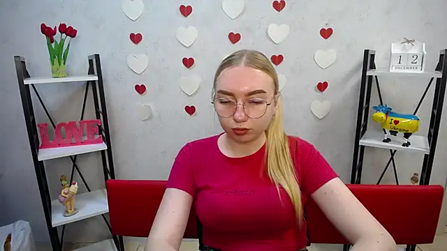 BeatriceFly online show from 12-12-24, 12:12