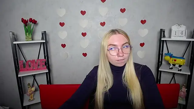 BeatriceFly online show from 12-14-24, 03:36