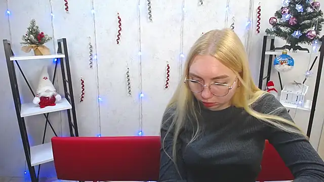 BeatriceFly online show from 01-11-25, 12:40