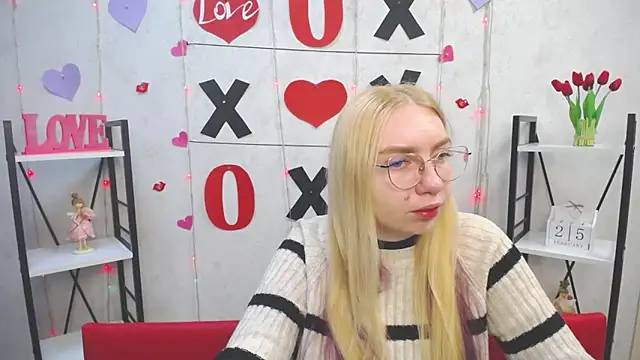 BeatriceFly online show from 02-25-25, 06:14