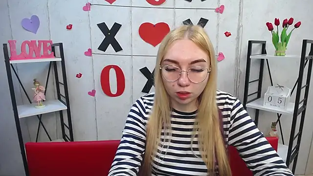 BeatriceFly online show from 03-05-25, 06:12