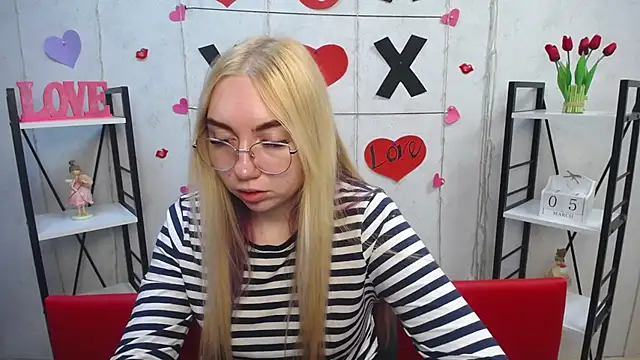 BeatriceFly online show from 03-05-25, 09:16