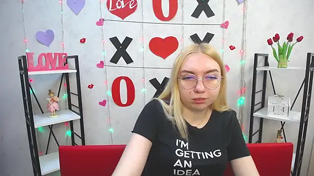 BeatriceFly online show from 03-15-25, 06:47