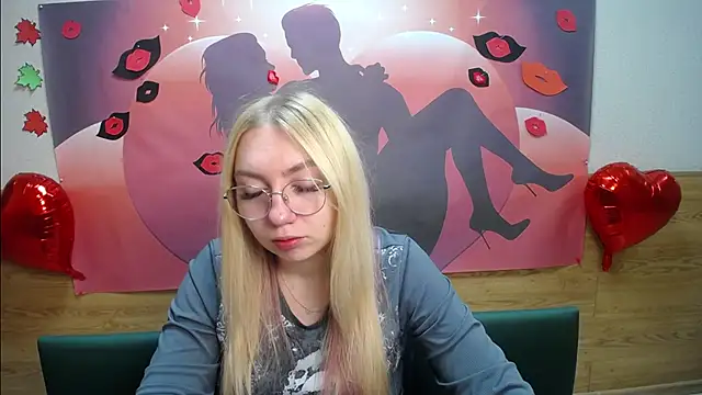 BeatriceFly online show from 10-14-25, 12:06