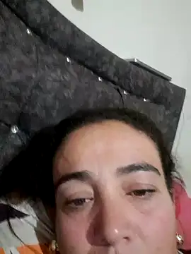 skayhot  online show from 12-20-24, 02:30