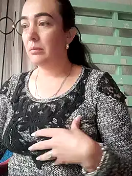 skayhot  online show from 12-21-24, 01:21