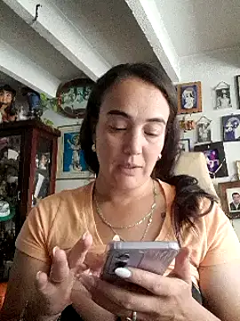 skayhot  online show from 01-14-25, 05:01