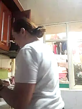 Snapshot of skayhot_ chatting on 02-04-26, 05:41 skayhot online show from 02-04-26, 05:41