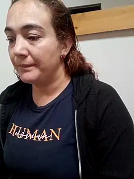 Snapshot of skayhot_ chatting on 02-12-26, 12:33 skayhot online show from 02-12-26, 12:33