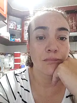 Snapshot of skayhot_ chatting on 02-14-26, 12:46 skayhot online show from 02-14-26, 12:46