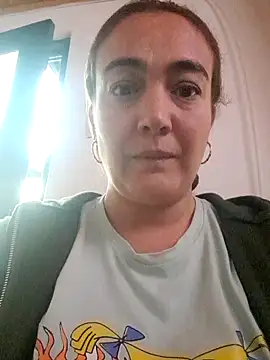 Snapshot of skayhot_ chatting on 02-20-26, 11:32 skayhot online show from 02-20-26, 11:32