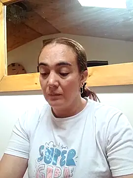 Snapshot of skayhot_ chatting on 02-21-26, 01:45 skayhot online show from 02-21-26, 01:45