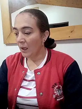 Snapshot of skayhot_ chatting on 02-25-26, 11:31 skayhot online show from 02-25-26, 11:31