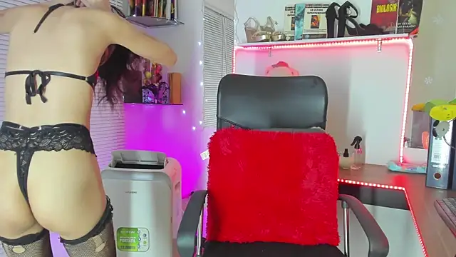 Snapshot of YUKIODAVIS chatting on 01-24-25, 01:03 YUKIODAVIS online show from 01-24-25, 01:03