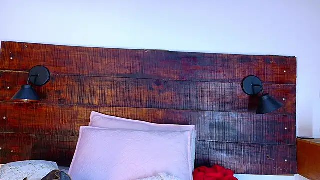 Celeste sanz online show from 01-10-26, 10:17