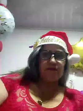 Snapshot of Edged_Hot69 chatting on 12-17-24, 03:28 Edged Hot69 online show from 12-17-24, 03:28