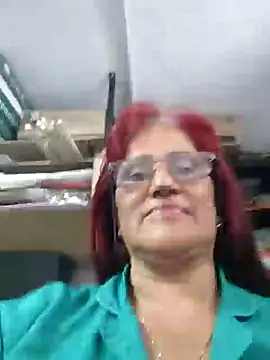 Snapshot of Edged_Hot69 chatting on 01-23-25, 09:29 Edged Hot69 online show from 01-23-25, 09:29