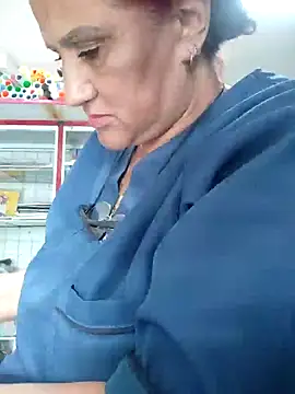 Snapshot of Edged_Hot69 chatting on 02-05-25, 07:10 Edged Hot69 online show from 02-05-25, 07:10