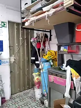 Snapshot of Edged_Hot69 chatting on 02-26-25, 06:21 Edged Hot69 online show from 02-26-25, 06:21