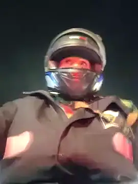 Snapshot of Edged_Hot69 chatting on 03-04-25, 10:24 Edged Hot69 online show from 03-04-25, 10:24