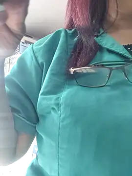 Snapshot of Edged_Hot69 chatting on 03-17-25, 05:49 Edged Hot69 online show from 03-17-25, 05:49