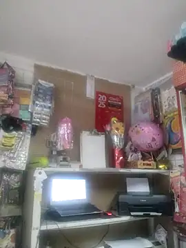 Snapshot of Edged_Hot69 chatting on 10-22-25, 08:30 Edged Hot69 online show from 10-22-25, 08:30