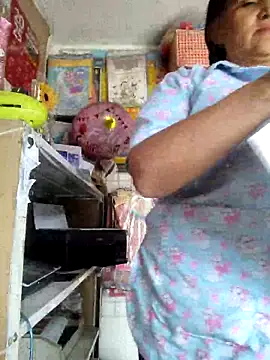 Snapshot of Edged_Hot69 chatting on 10-31-25, 04:08 Edged Hot69 online show from 10-31-25, 04:08