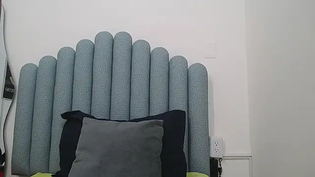 iniyalaboni online show from 03-12-25, 12:26