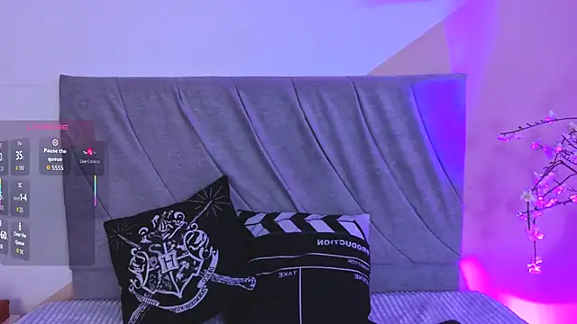 Snapshot of miaablack chatting on 09-11-25, 08:09 miaablack online show from 09-11-25, 08:09