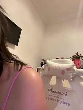 Snapshot of Hot_malak chatting on 03-12-25, 12:53 Hot malak online show from 03-12-25, 12:53