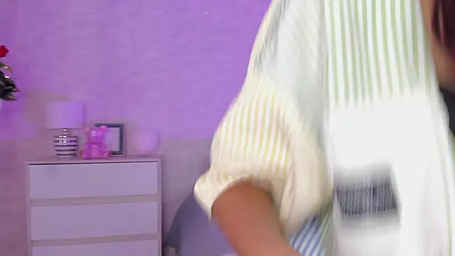 Snapshot of DahianaWalcott chatting on 12-06-24, 10:19 DahianaWalcott online show from 12-06-24, 10:19