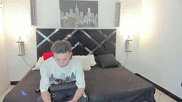 toyboys1 online show from 09-22-25, 03:08