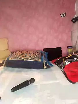 Snapshot of Cat_Sharisa chatting on 01-06-25, 08:24 Cat Sharisa online show from 01-06-25, 08:24