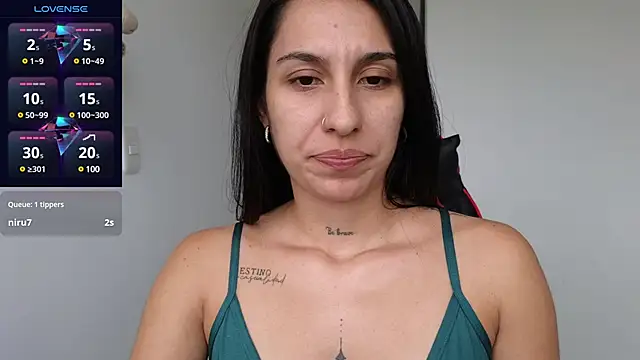 tammyandrade  online show from 02-05-25, 08:46