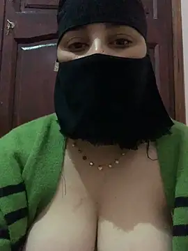 Snapshot of Miss-Soka chatting on 12-27-24, 06:03 Miss-Soka online show from 12-27-24, 06:03