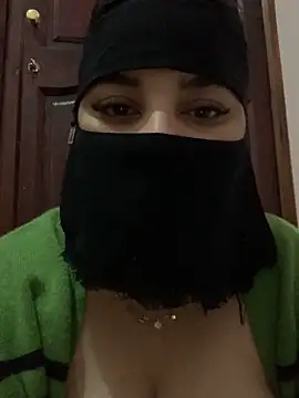 Snapshot of Miss-Soka chatting on 01-01-25, 05:43 Miss-Soka online show from 01-01-25, 05:43