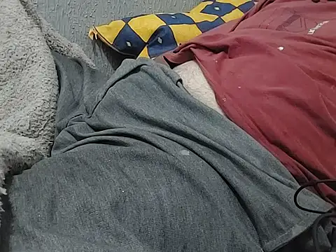 mfreitas005 online show from 10-02-25, 01:23