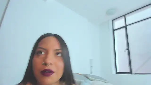 Snapshot of emiily15__ chatting on 12-28-24, 07:22 emiily15 online show from 12-28-24, 07:22