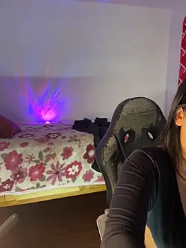 Snapshot of emiily15__ chatting on 09-26-25, 07:07 emiily15 online show from 09-26-25, 07:07