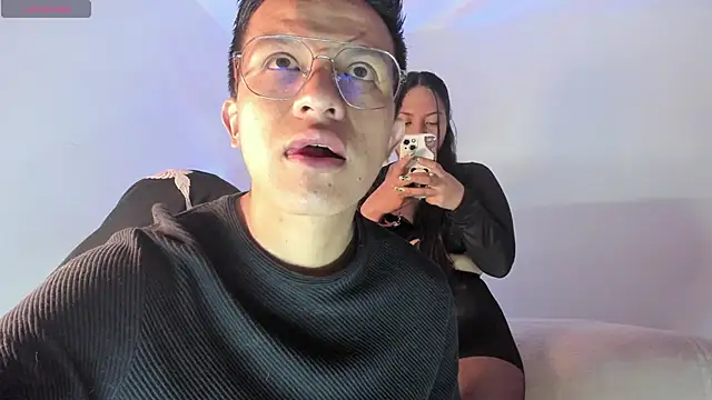 Snapshot of emiily15__ chatting on 11-30-25, 08:13 emiily15 online show from 11-30-25, 08:13