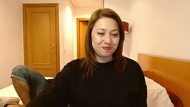 Snapshot of THIAGOEVA chatting on 03-10-25, 10:55 THIAGOEVA online show from 03-10-25, 10:55