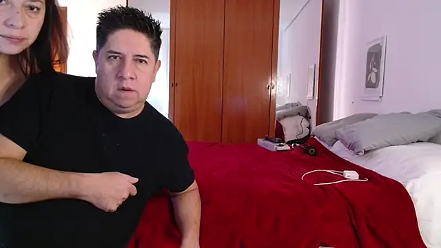 Snapshot of THIAGOEVA chatting on 11-29-25, 09:45 THIAGOEVA online show from 11-29-25, 09:45