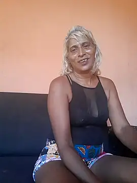 Snapshot of Goodgirlsue_77 chatting on 02-04-25, 02:53 Goodgirlsue 77 online show from 02-04-25, 02:53