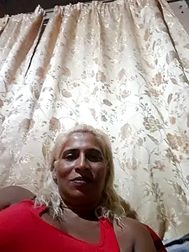 Snapshot of Goodgirlsue_77 chatting on 03-03-25, 09:59 Goodgirlsue 77 online show from 03-03-25, 09:59